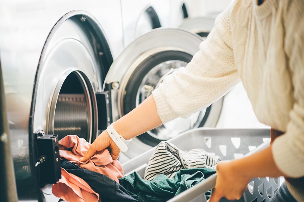 3 Reasons to Provide Laundry Services as an Amenity for Your Tenants
